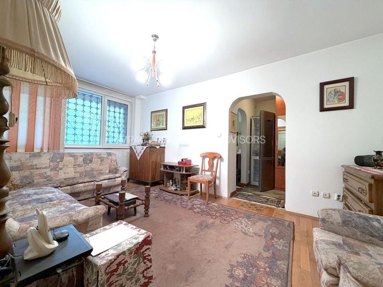 2 camere vedere Parcul Circului - parter | Lacul Tei-Barbu Vacarescu - 12