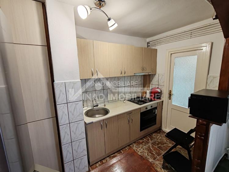 Apartament cu 4 camere, 2 bai, 1 balcon,  Manastur Strada Mehedinti - 6