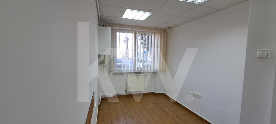 Apartament 3 camere decomandate , ultracentral ,parter - 7