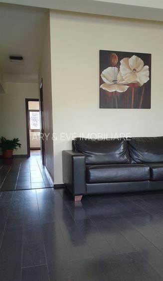 Sect 1, Bucuresti-Vila langa padurea Baneasa, zona Liceul Francez/COMISION 0 - 4