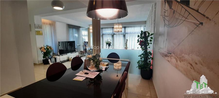 Vila eleganta de vanzare in Damaroaia - 3