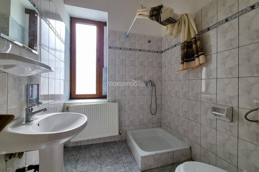 Vila Predeal, 11 camere, fost casino, fundație pe stanca/ Acceptam plata in rate - 17