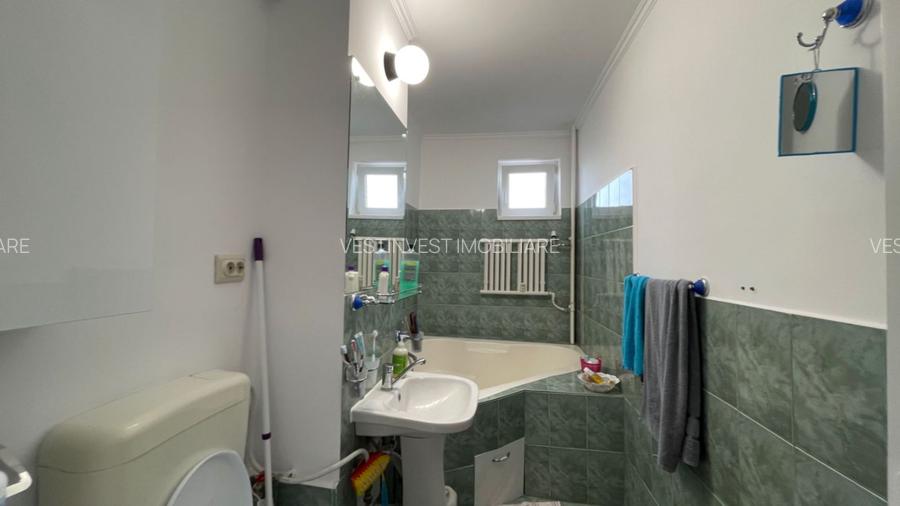 APARTAMENT 3 CAMERE, 2 BAI, NUFARUL, ETAJ INTERMEDIAR - 5