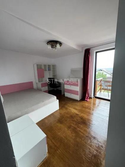 Vila 4 camere Cug - 580 euro - 3