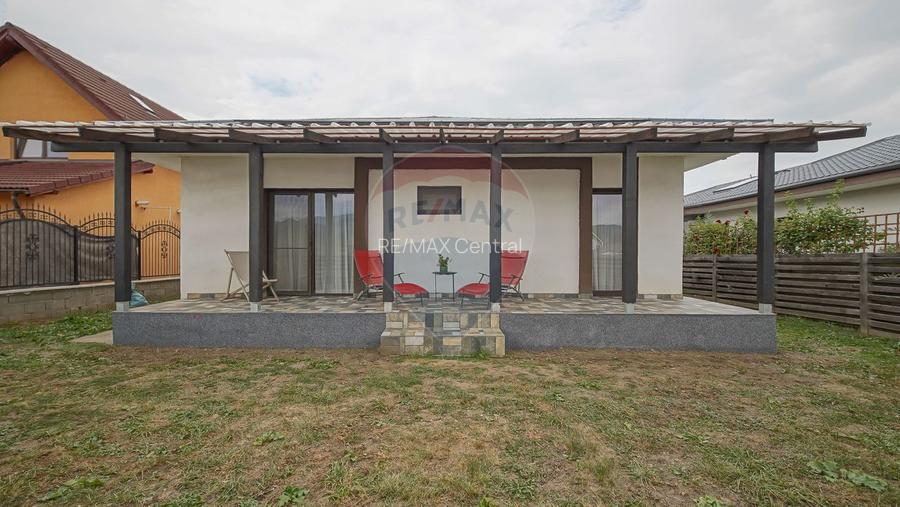 Vilă modernă, cu garaj, panouri și pompă de căldură, Cristian - 29