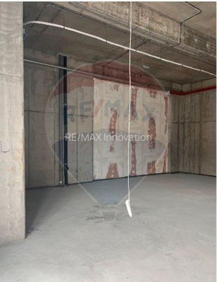 Investitie/vanzare spatiu comercial cu terasa si parcare - 5