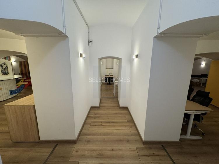 Cladire de birouri consolidata si renovata de inchiriat in *Centrul Vechi* - 55