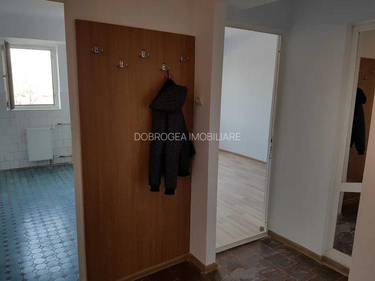 ZONA PELICAN- 2 CAMERE DECOMANDAT,ETAJ 2 - 7