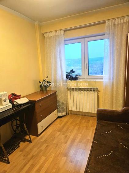 Apartament 3 camere decomandat 73 mp, mobilat utilat, lift, zona 1 Mai – Dej - 8