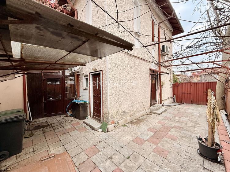 Vila 200 mp cartier de case Belvedere Regie - 15