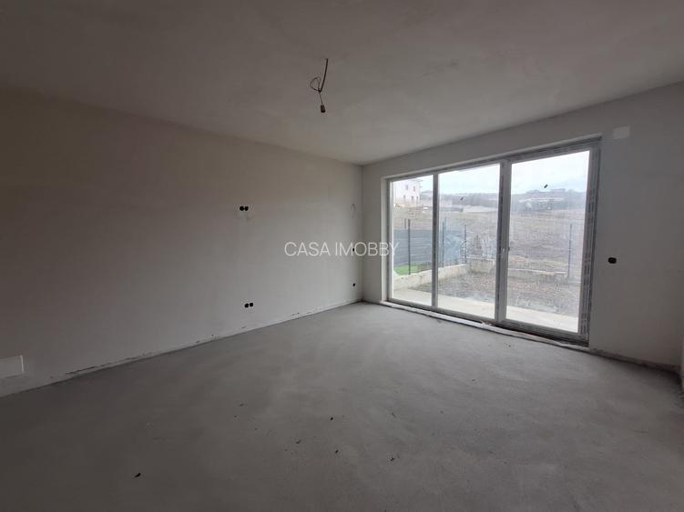 Oportunitate !Casa  de vanzare tip Duplex  ,Dezmir - 14