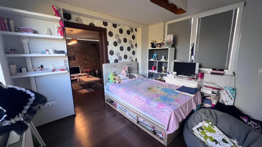 Apartament cu 4 camere de vanzare in zona Splaiul Crisanei - Oradea - 10