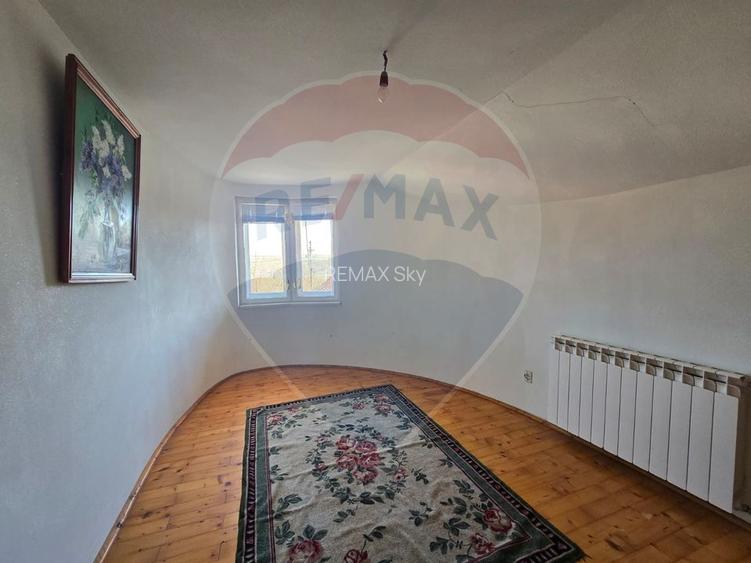 Casă spațioasă 331 mp utili + 5175 mp teren | Piscină interioară - 8