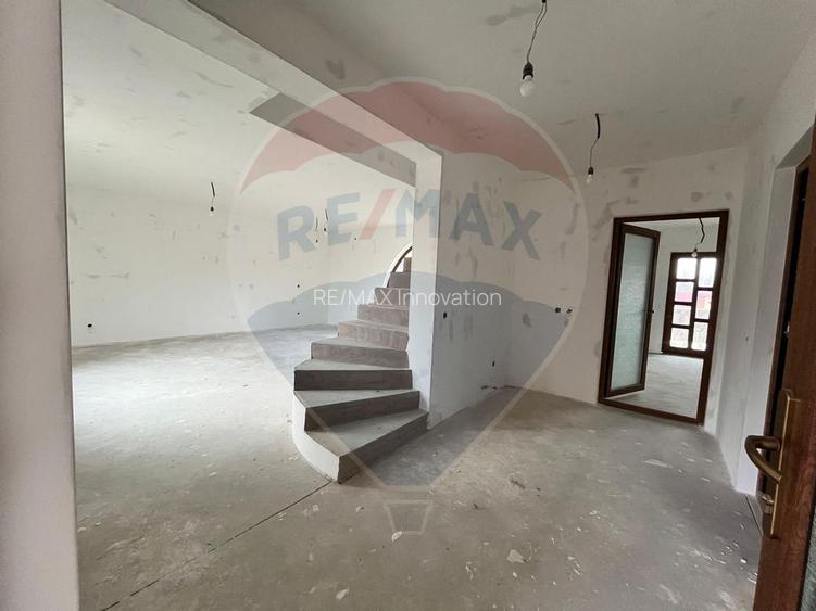 Investitie/Vanzare-  Vilă cu 5 camere la 45 minute de Bucuresti - 17