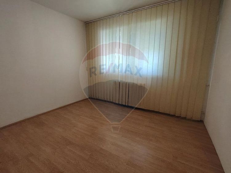 Apartament cu 3 etaj2