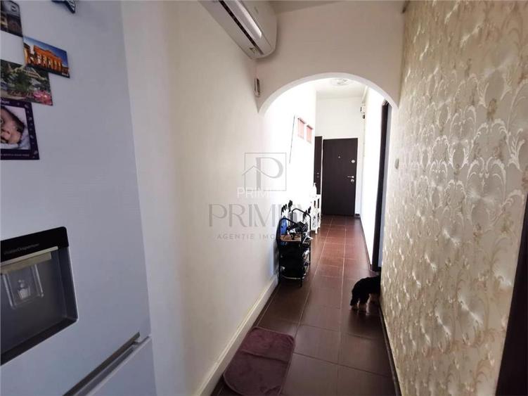 CENTRAL - 3 cam - ETAJ 3 - centrala proprie - clima - debara - BOXA CF - BLOC IZ - 4