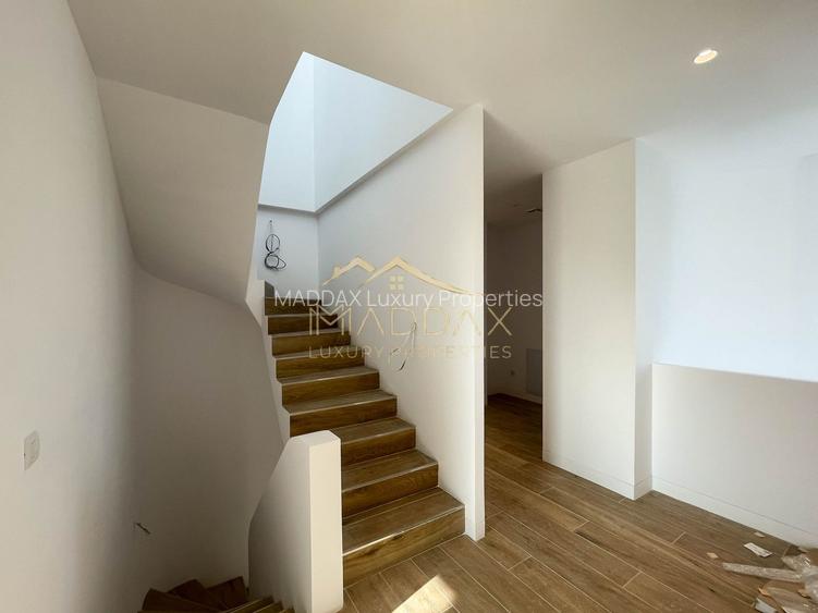 Impressive Penthouse-Triplex ** Green Building***/ 3 parking / Stefan Cel Mare - 21