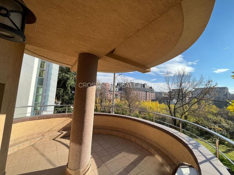 Proprietate cu Suprafețe Ample și Design Unic – Zona Herăstrău - 29