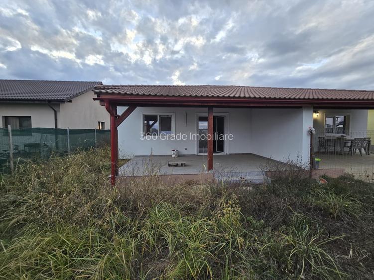 Duplex pe parter de inchiriat 500euro luna - 11