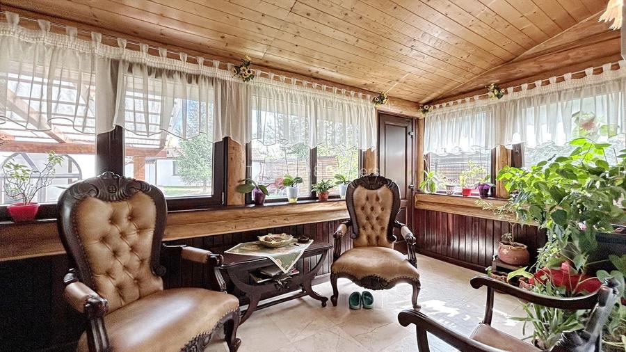 Zona Linistita Structura Generoasa - 3