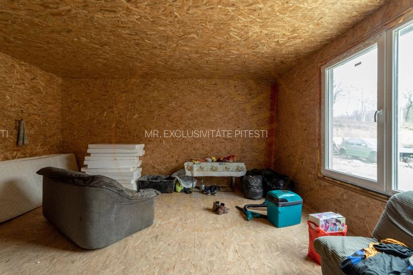 Casă modernă cu 5 camere într-o zonă liniștită de deal - 9