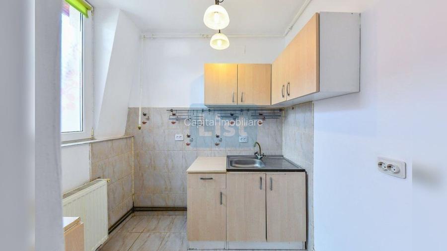 EXCLUSIVITATE! 1 camera 46, 65, mp+ nisa de dormit, imobil 2011 - 5