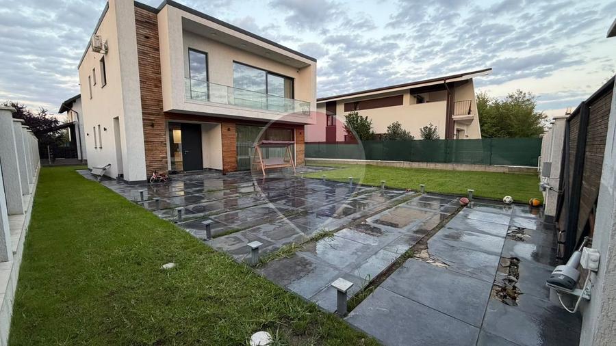 Casa/vila 4 camere vanzare in Bucuresti Ilfov, Corbeanca