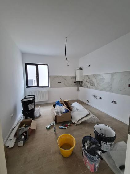 Vila individuala 5 camere, 4 bai, teren 230 mp - Bragadiru Mc Donald's