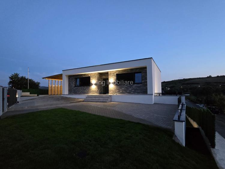 Casa individuala  , 130 mp utli , teren 583 mp , zona Sun Garden Baciu - 5