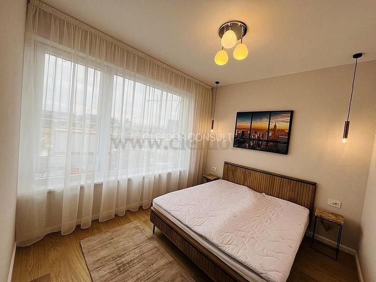 Apartament cu 3 camere de închiriat - 7