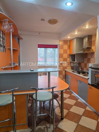 Titan,str.Ciucea,7 minute metrou 1 Decembrie 1918 - 10