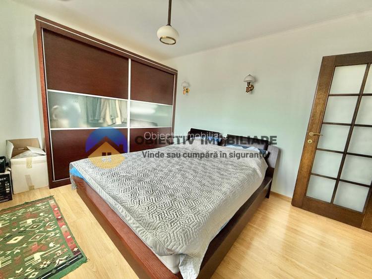 Apartament 3 camere ,ETAJ 2 ,ULTRACENTRAL - 13