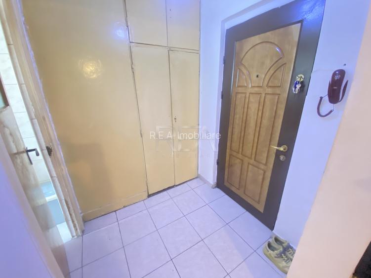 2 camere- Decomandat- Etaj 8/10- Strada Barca/Rahova - 11