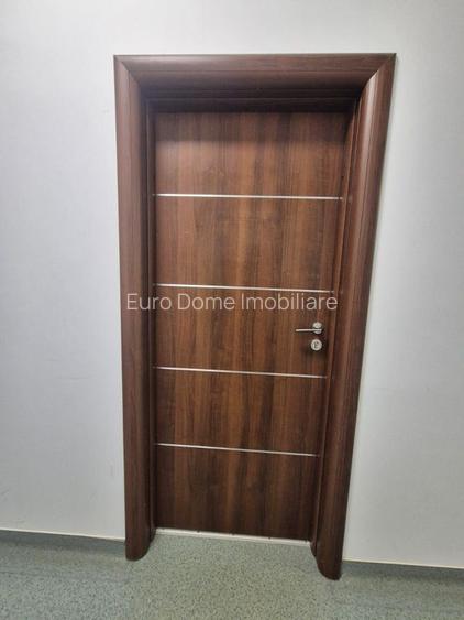 Central, la 5 minute de Afi , spatiu amenajat - 5