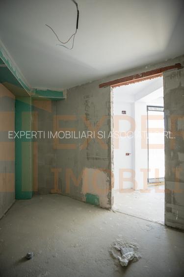 Vila situata in Palazu Mare zona Elvila  - 17