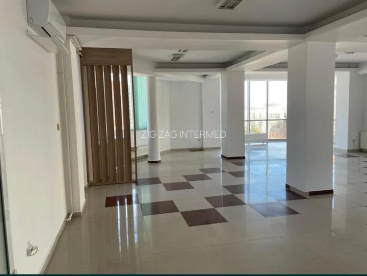 Bd. Mamaia, spatiu birou 110 mp., IDEAL BIROURI - 12