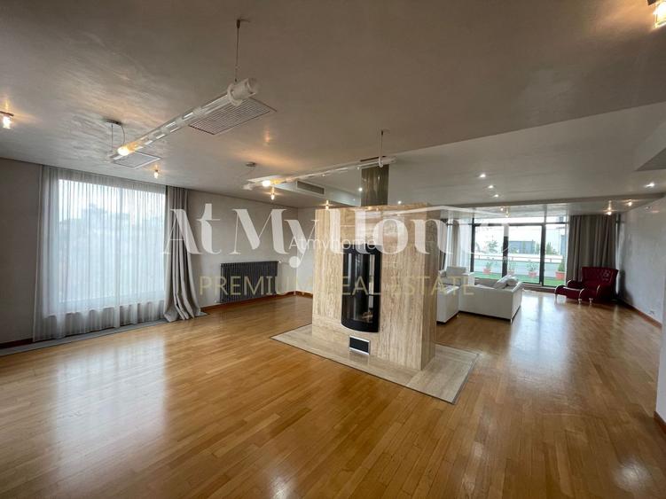 Penthouse Spectaculos cu 4 camere, partial mobilat, terase, 2 parcari - 2