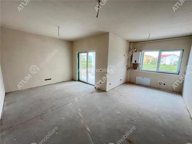 Apartament 3 camere balcon terasa parcare boxa zona Brana Selimbar - 2