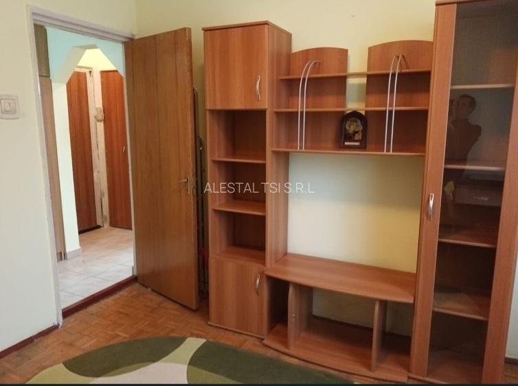 2 camere Titan - Postavarului - 3