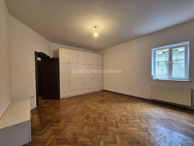 Ultracentral, apartament in casa, pretabil locuit / birouri, pet friendly. - 23