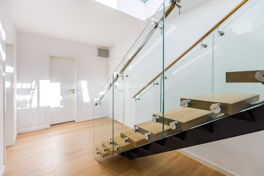Penthouse amplasat pe 2 niveluri, spatii vitrate generoase, Complexul Studențesc - 9