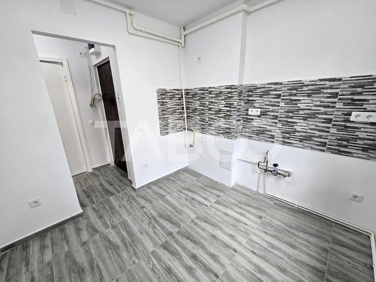 Apartament 2 camere de vanzare 47 utili renovat complet Terezian Sibiu - 14