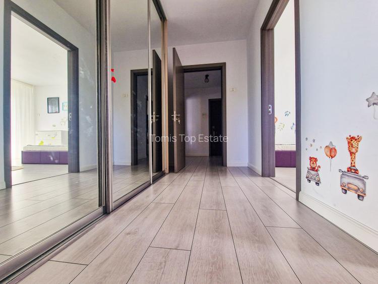 Ap de 4 cam de vanzare, Statiunea Mamaia, vedere la mare si lac, 150m de plaja. - 10