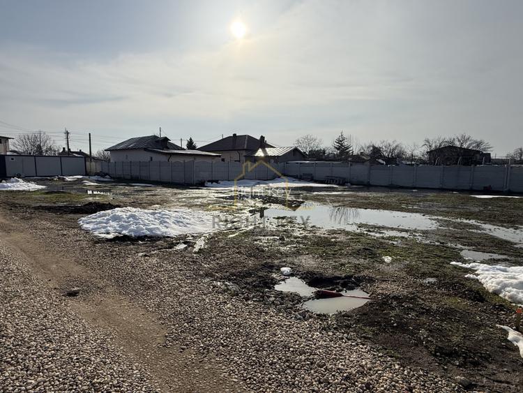 Loturi 382mp, 514mp, strada principala, toate utilitatile!Comision 0%! - 3