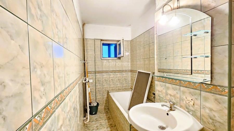 Basarabia I Apartament 3 camere decomandat | 75 mp | 2 băi | Bloc 1986 - 8