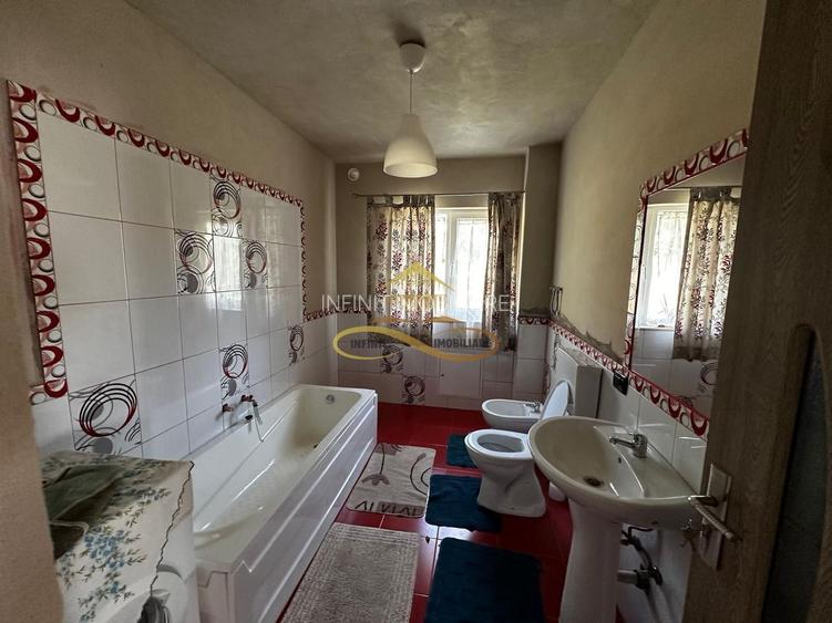 Casa de vanzare in Secuieni / Bacau - 9