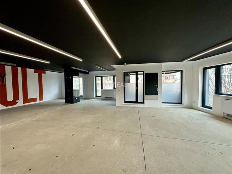 Spatiu de birou de inchiriat - 121 mp  - mentenanta inclusa - 4