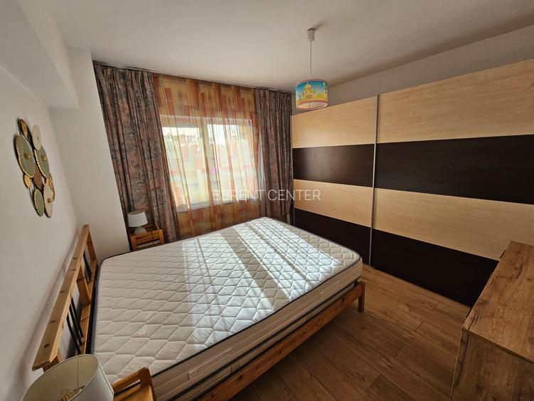 Inchiriere - 4 camere - Lizeanu- Stefan cel Mare - 5