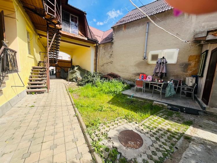 Casă săsească de vânzare – spațioasă, cu beci cu arcade. - 16