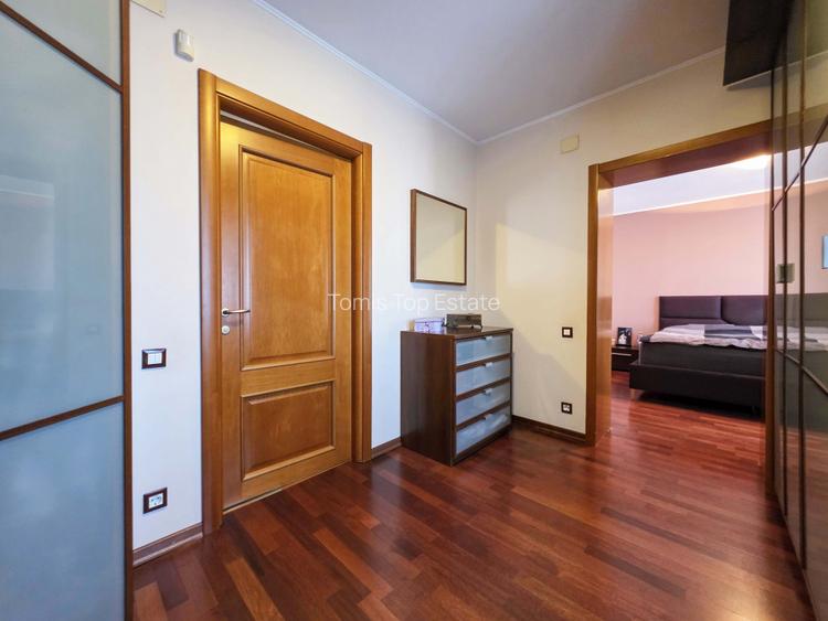 Vila de vanzare P+E cu 4 dormitoare - zona Inel 2 - spatioasa si eleganta. - 13